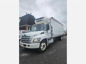 Hino 338