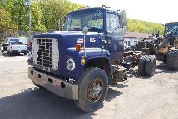 Ford 8000