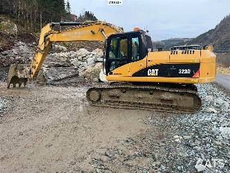 CAT 323D