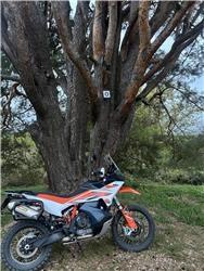 KTM 