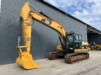 CAT 323D L