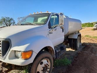 Ford F 750