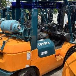 Toyota 7FGU25