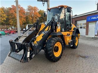 JCB 411 HT