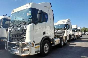 Scania R560