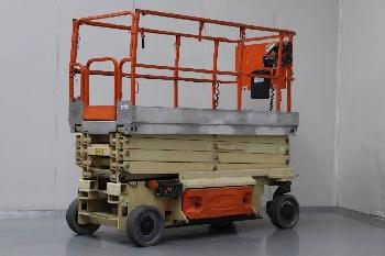 JLG 3246 ES