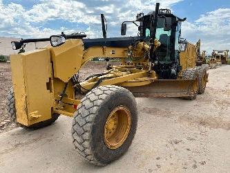 CAT 140 M 3