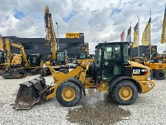 CAT 906