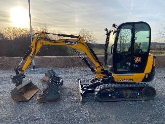 JCB 8026CTS