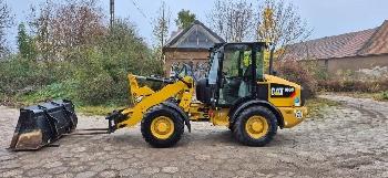 CAT 906