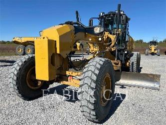 CAT 140M3