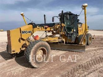 CAT 140M3