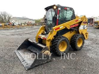 CAT 236D