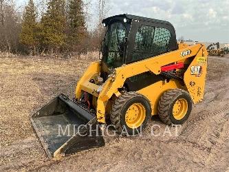 CAT 236D3