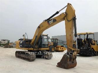 CAT 320D2