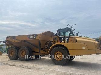 CAT 745C