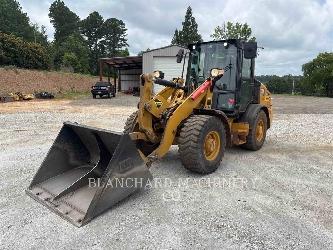 CAT 906