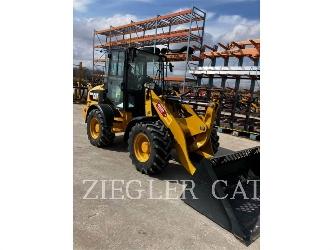 CAT 908M