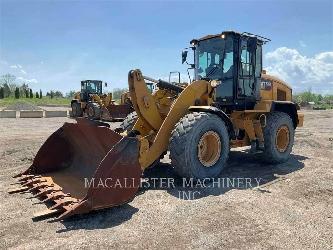 CAT 926M