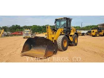 CAT 930M