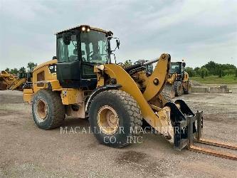 CAT 930M