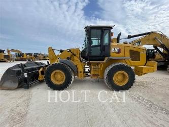 CAT 938M QC