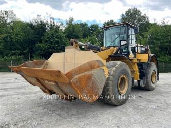 CAT 966M