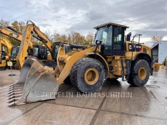 CAT 966M