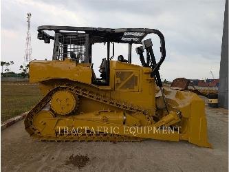 CAT D6R2