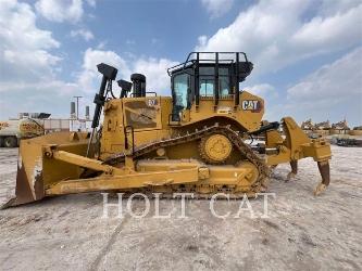 CAT D7