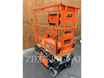 JLG ES1330L