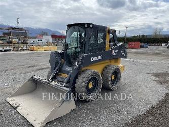 John Deere 320G