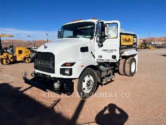 Mack WT2000 A