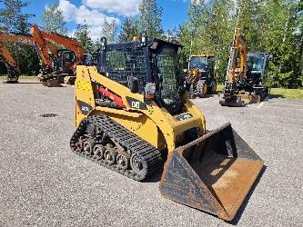CAT 247 B 2