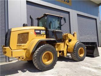 CAT 930M