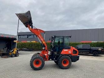 Kubota R 090