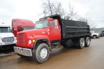 Ford L8000