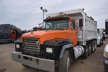 Mack RD688S