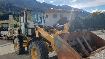 CAT 908 M