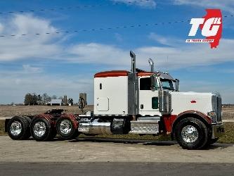 Peterbilt 389