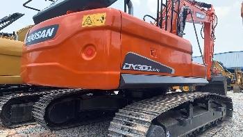 Doosan DX 300