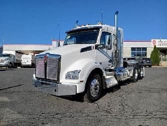 Kenworth T880