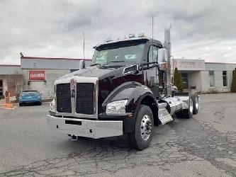 Kenworth T880