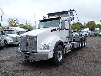 Kenworth T880