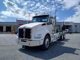 Kenworth T880