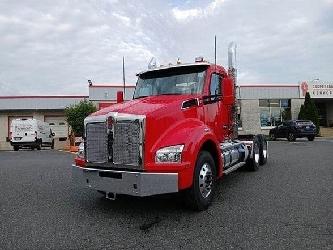 Kenworth T880