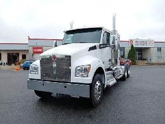 Kenworth T880