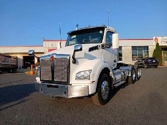 Kenworth T880