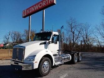 Kenworth T880