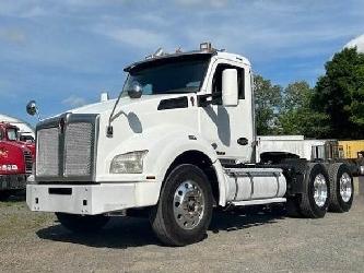 Kenworth T880